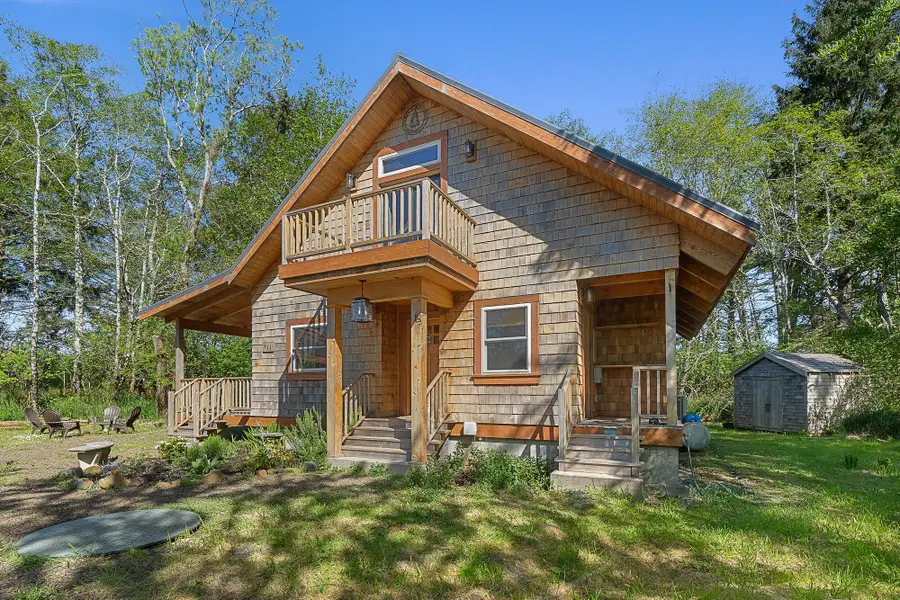 711 N 6th, Rockaway Beach, OR 97136 - Image #3