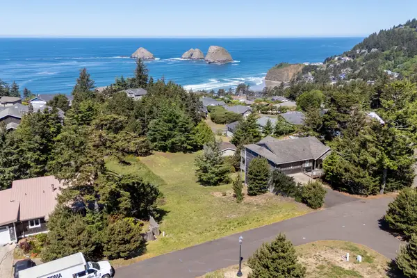 17 Castle, Oceanside, OR 97134