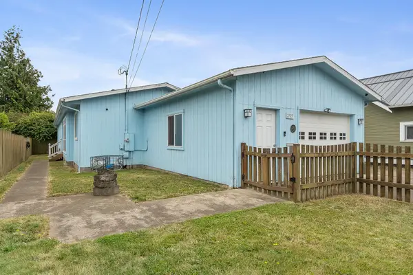 2105 9th, Tillamook, OR 97141