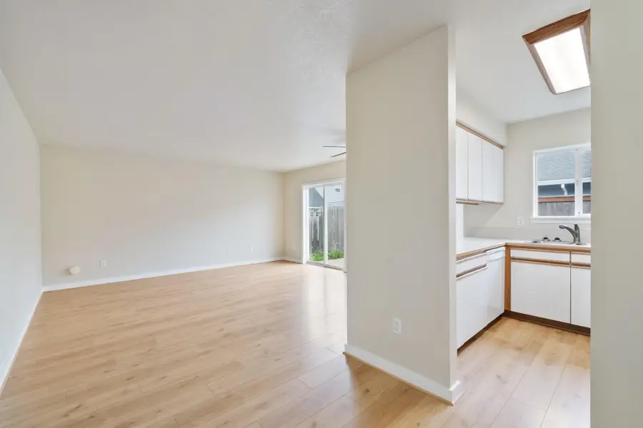 903 Evergreen, Tillamook, OR 97141 - Image #3