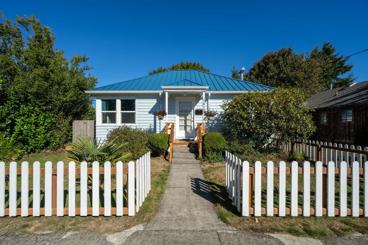 1412 9th, Tillamook, OR 97141 - Image #1