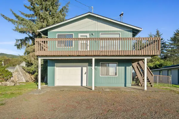 126 N Harbor, Rockaway Beach, OR 97136