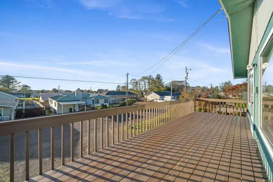 126 N Harbor, Rockaway Beach, OR 97136 - Image #3
