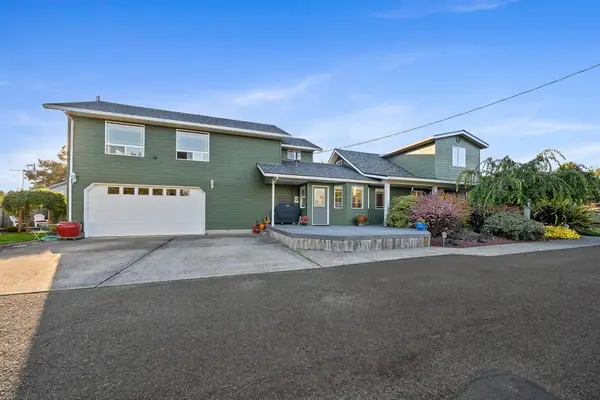 3607 3rd, Tillamook, OR 97141