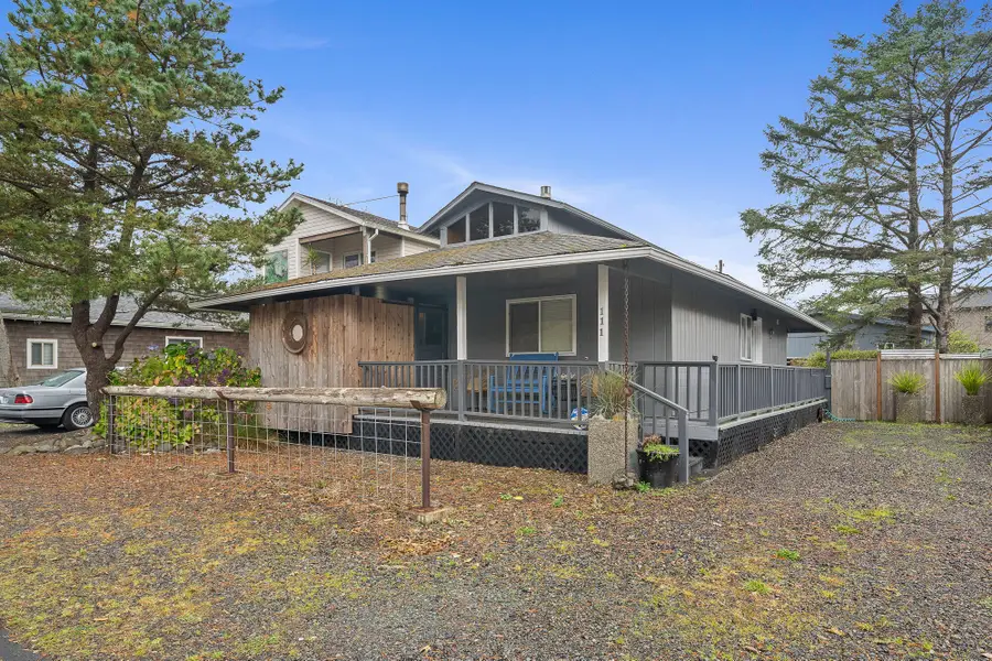 111 S Dolphin, Rockaway Beach, OR 97136 - Image #3