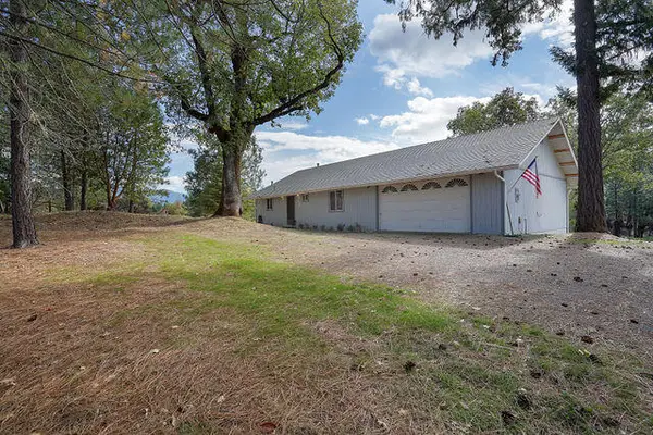467 Draper Valley Road, Selma, OR 97538