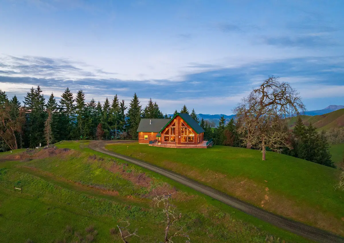 10181 N Umpqua Highway, Roseburg, OR 97470 - #1