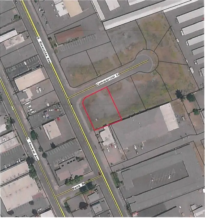 210 Commercial Ct Court, Medford, OR 97501 - #1
