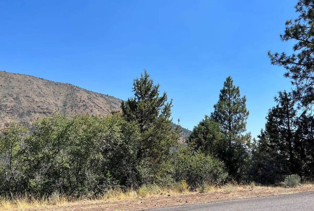 Lot 41 Peregrine Heights, Klamath Falls, OR 97601 - #1