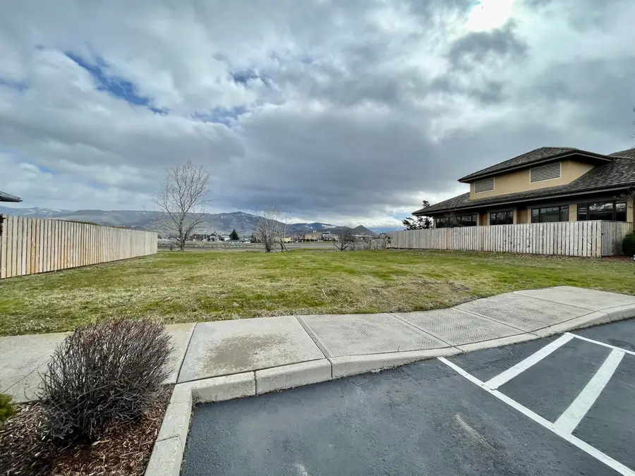 582 Washington Street, Ashland, OR 97520 - #2