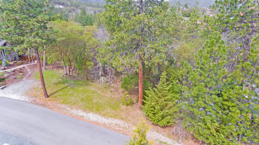 920 Granite Ridge Circle, Jacksonville, OR 97530 - #3