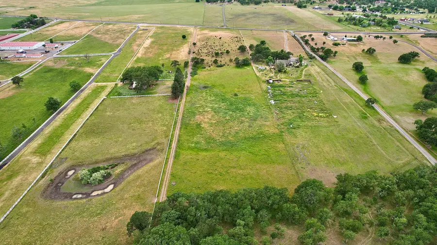 12240 Modoc Road #B, Central Point, OR 97502 - #3