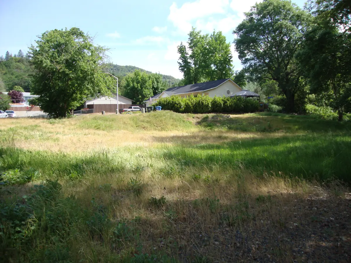 105 Brolin Court, Rogue River, OR 97537 - #1