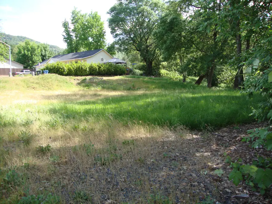105 Brolin Court, Rogue River, OR 97537 - #3