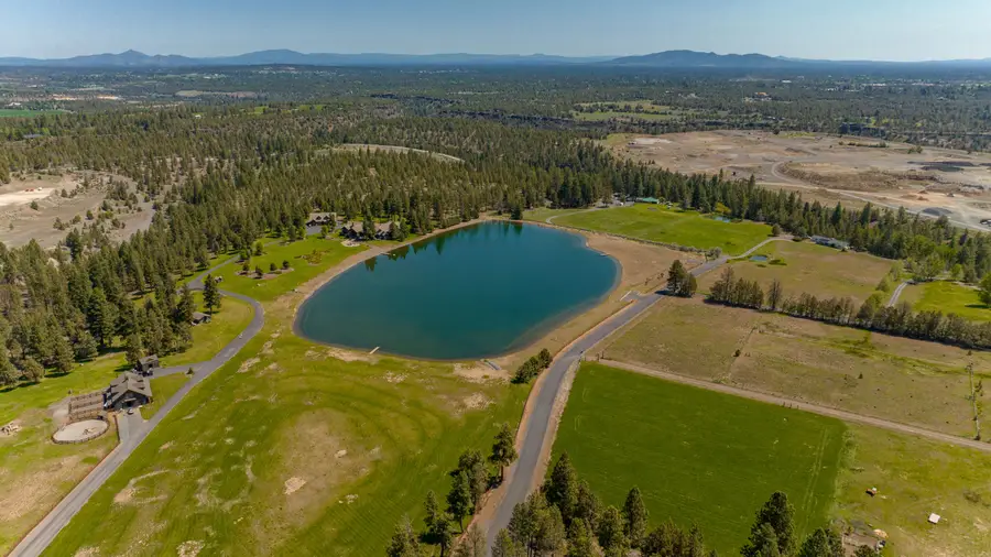 19436 Klippel Road, Bend, OR 97703 - #2