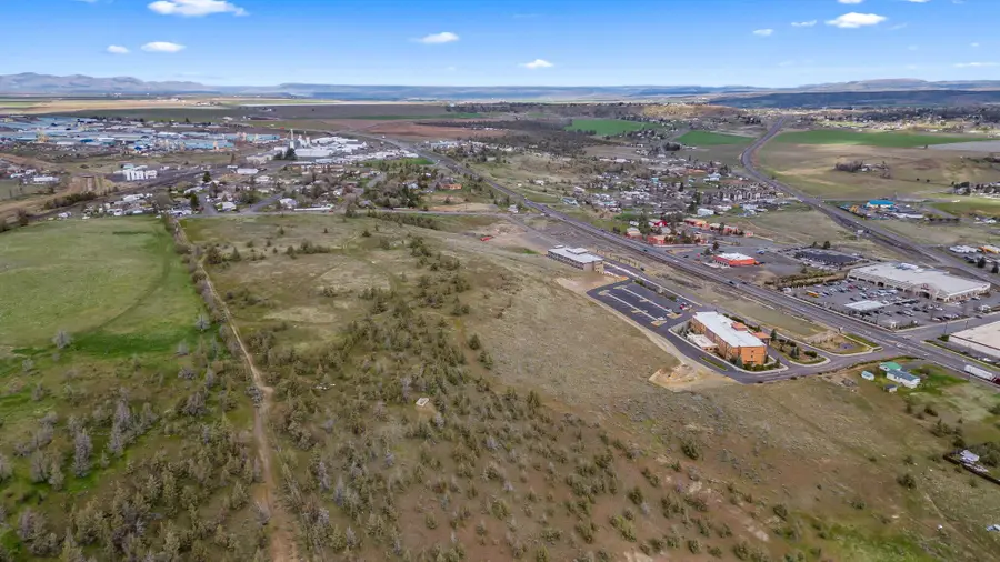 0 NW Lee Street, Madras, OR 97741 - #2