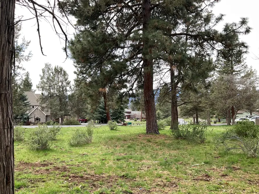 0 Sanderling #Lot 584, Klamath Falls, OR 97601 - #3