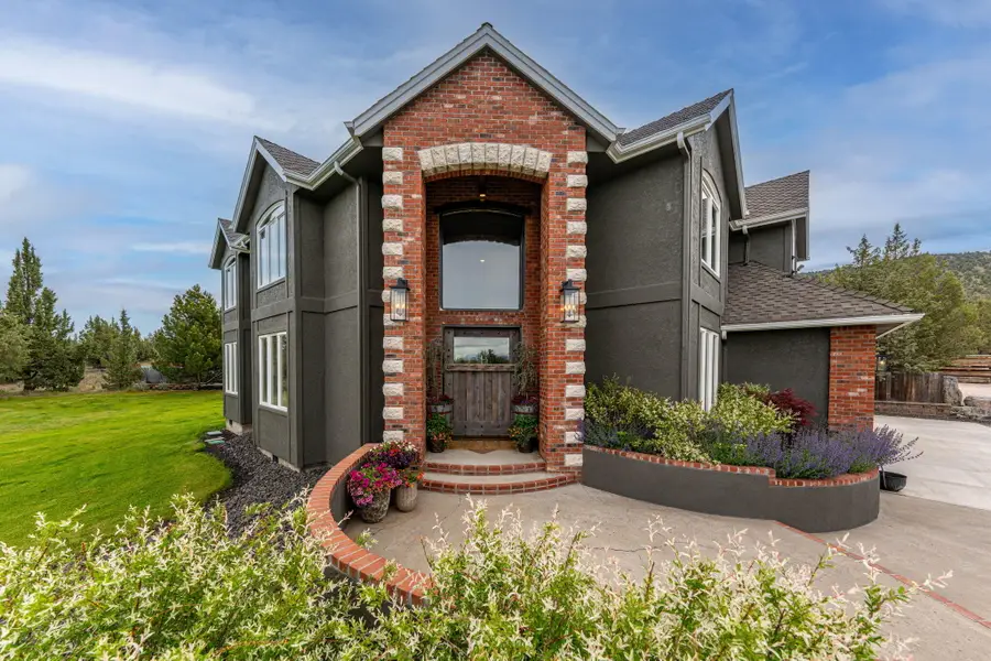 8956 Yahooskin Drive, Powell Butte, OR 97753 - #3