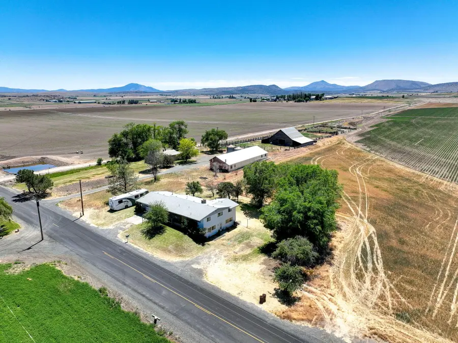 2551 SW Ford Lane, Madras, OR 97741 - #3