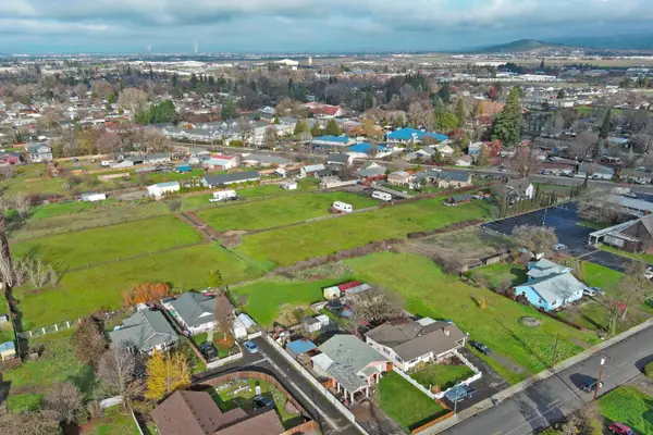 2605 Merriman Road #3101, Medford, OR 97501