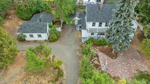 540 E California Street, Jacksonville, OR 97530