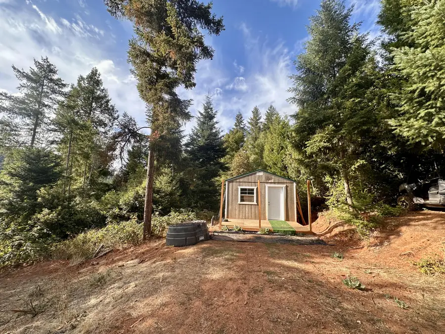 780 Tunnel Road, Glendale, OR 97442 - #3