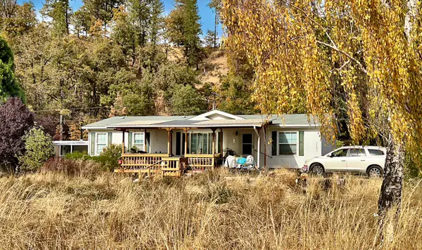 26691 Highway 62, Trail, OR 97541