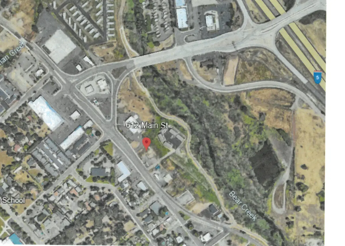 612 N Main Street, Phoenix, OR 97535 - #1