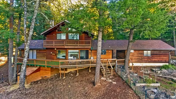 1801 Davis Creek Road, Selma, OR 97538