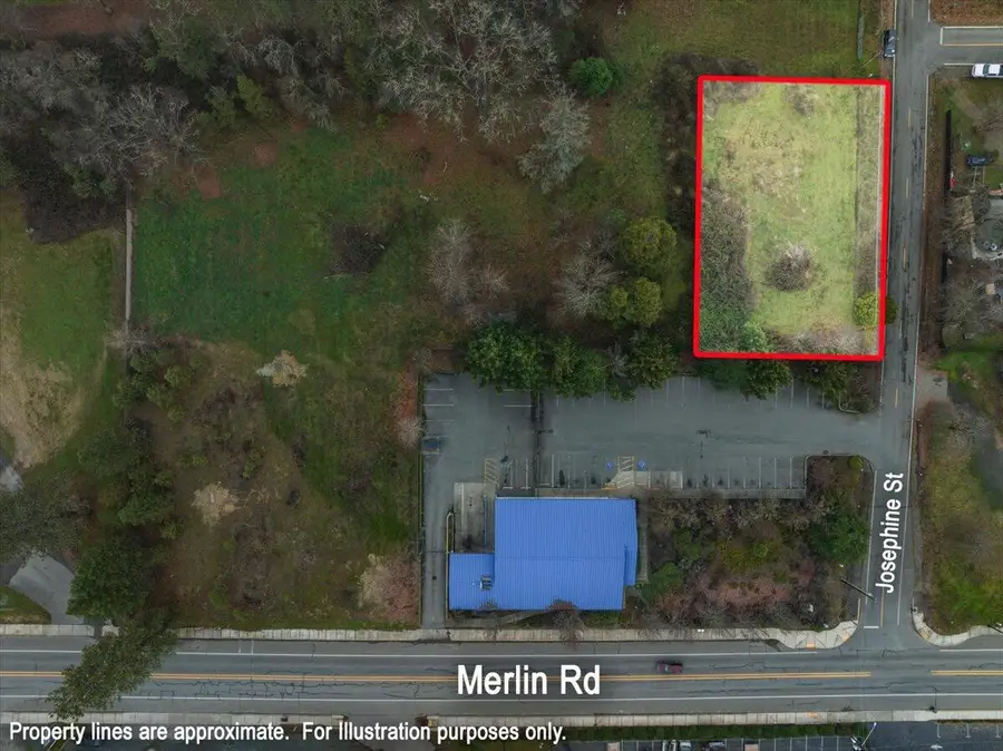171 Almond Street, Merlin, OR 97532 - #2