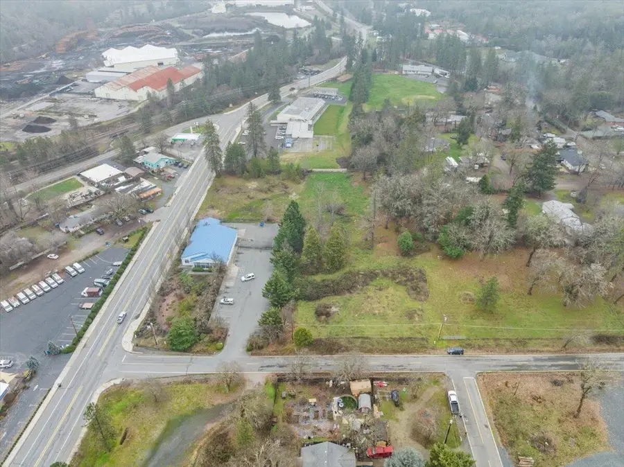171 Almond Street, Merlin, OR 97532 - #3