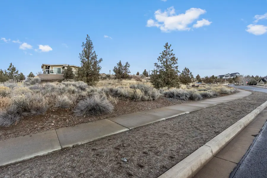 SE Fescue Lane #Lot 17, Madras, OR 97741 - #2