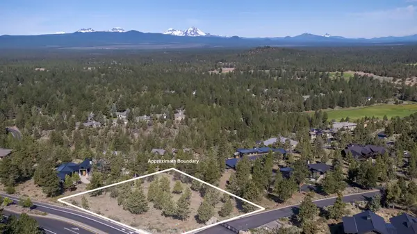 3700 NW Perspective Drive, Bend, OR 97703