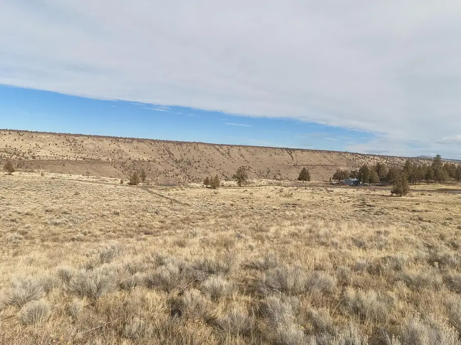8 SW Lakeview Drive #800, Culver, OR 97734 - #3