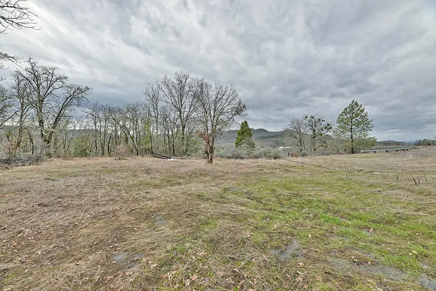 13546 Highway 140, Eagle Point, OR 97524 - #3