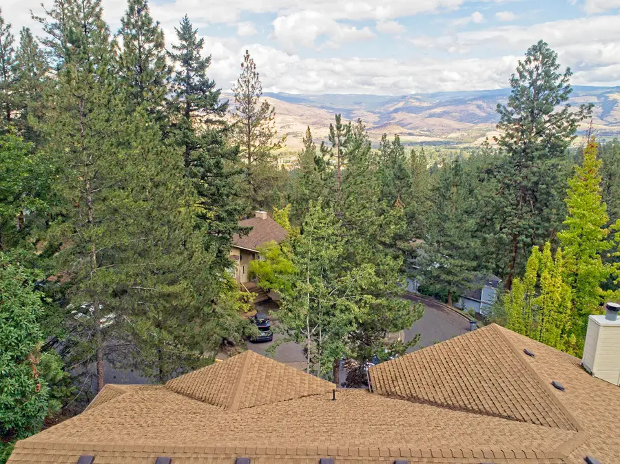 932 Morton Street, Ashland, OR 97520 - #2