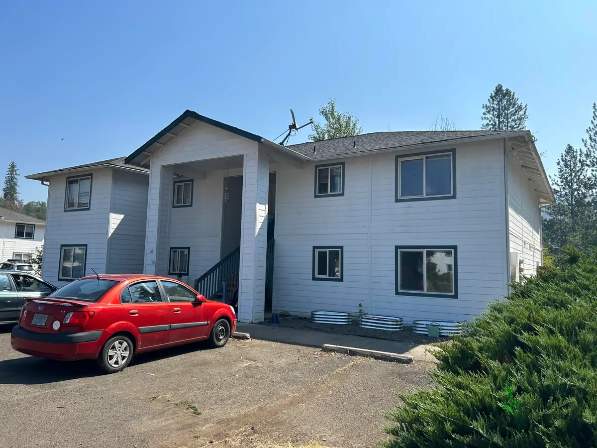 30 Dion Court #3, Shady Cove, OR 97539 - #1