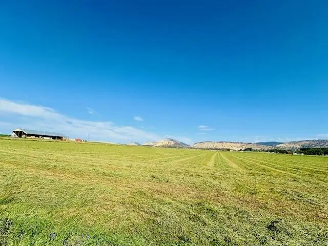 Reeder Road, Klamath Falls, OR 97603 - #2