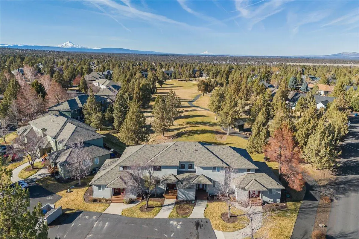 1140 Golden Pheasant Drive, Redmond, OR 97756 - #1