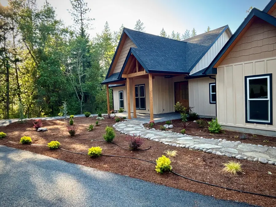 3340 Redwood Highway, Grants Pass, OR 97527 - #3