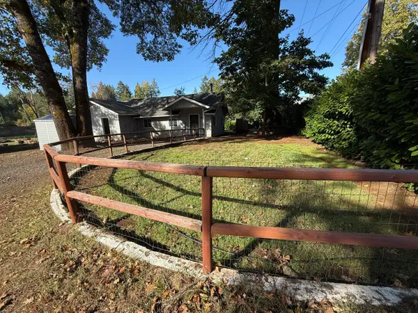 541 Caves Highway, Cave Junction, OR 97523