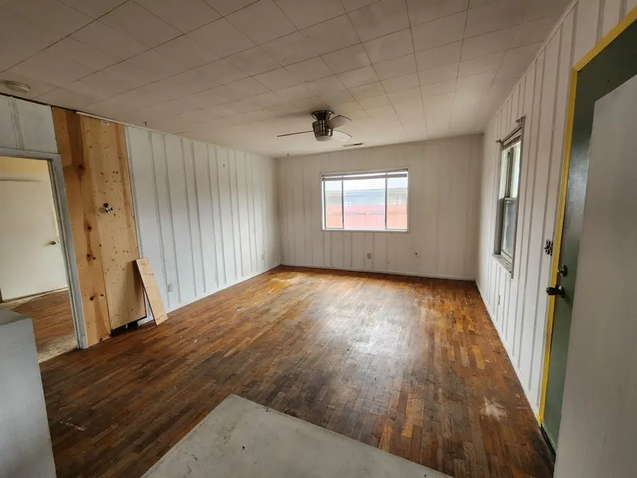 814 W 2nd Street, Medford, OR 97501 - #2