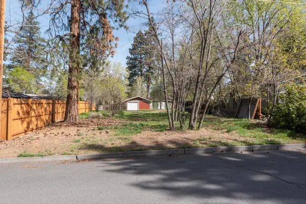 642 NE Seward Avenue, Bend, OR 97701