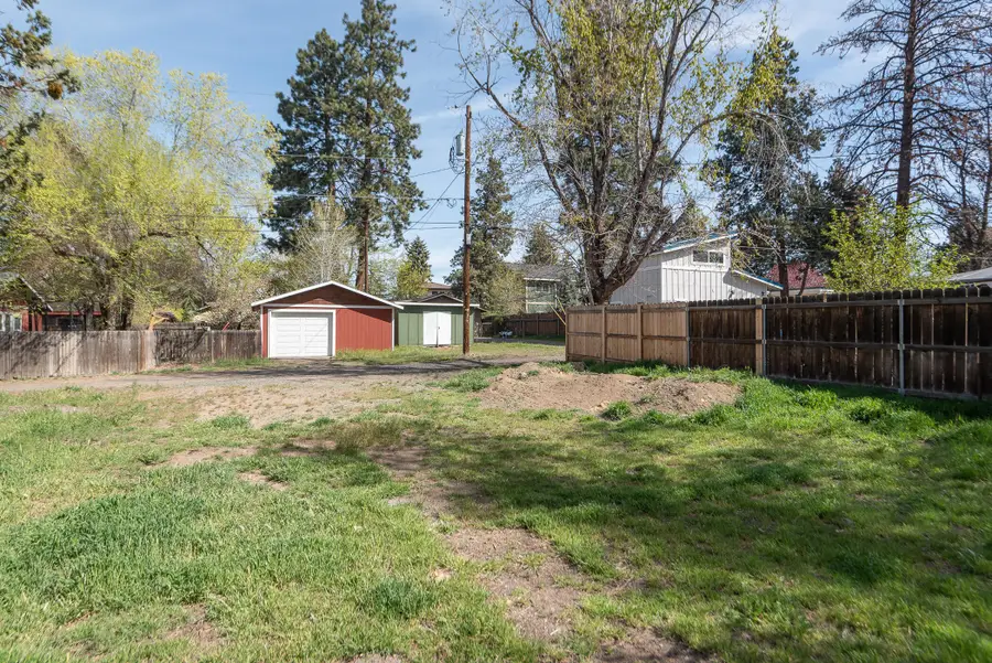 642 NE Seward Avenue, Bend, OR 97701 - #2