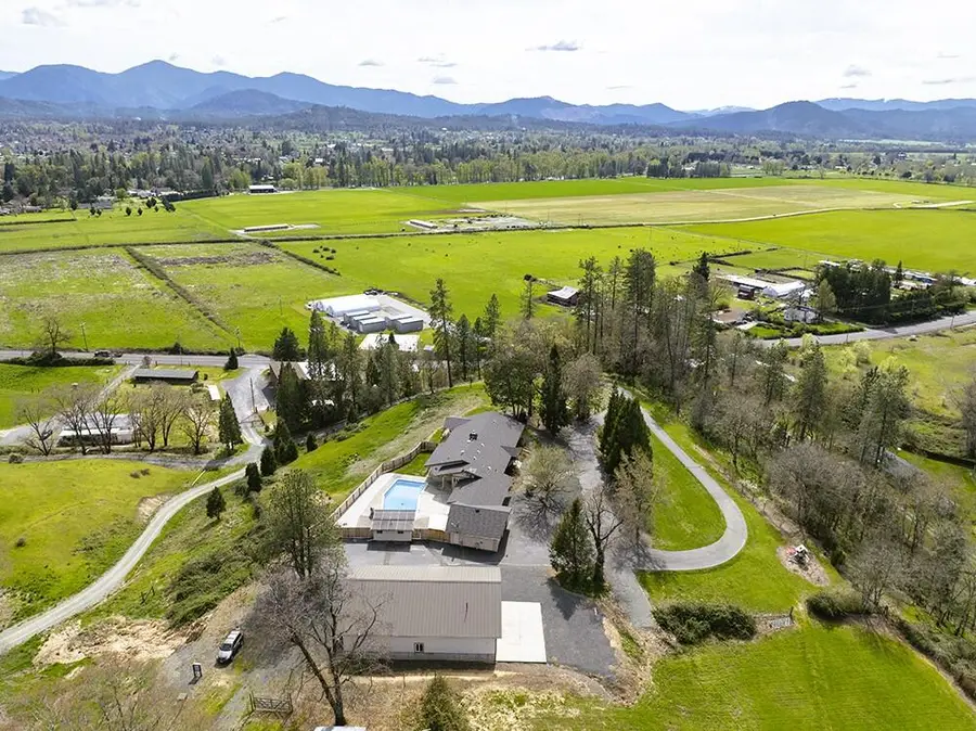 3320 Upper River Road, Grants Pass, OR 97526 - #3