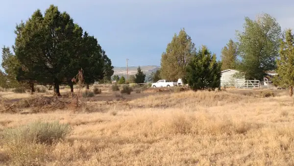 25484 Rim Drive, Chiloquin, OR 97624