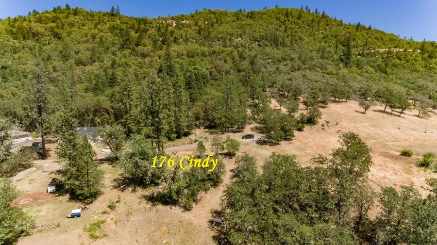 176 Cindy Way, Shady Cove, OR 97539 - #2