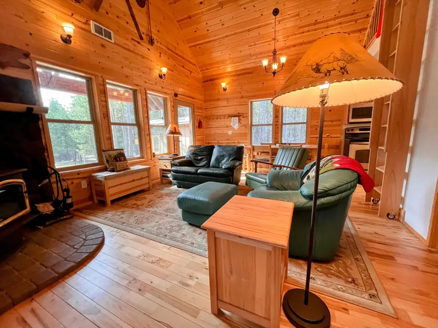 11762 Hemlock Creek Road, Crescent Lake, OR 97733 - #3