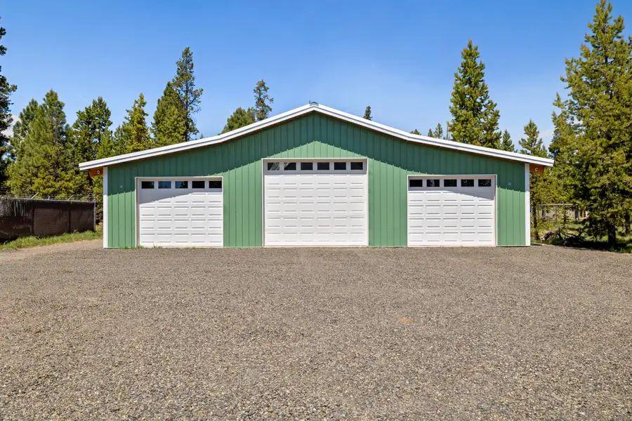 16932 Upland Road, Bend, OR 97707 - #2
