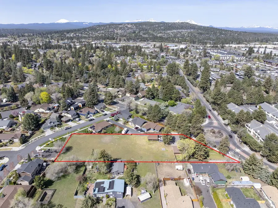 2640 NE 8th Street, Bend, OR 97701 - #3